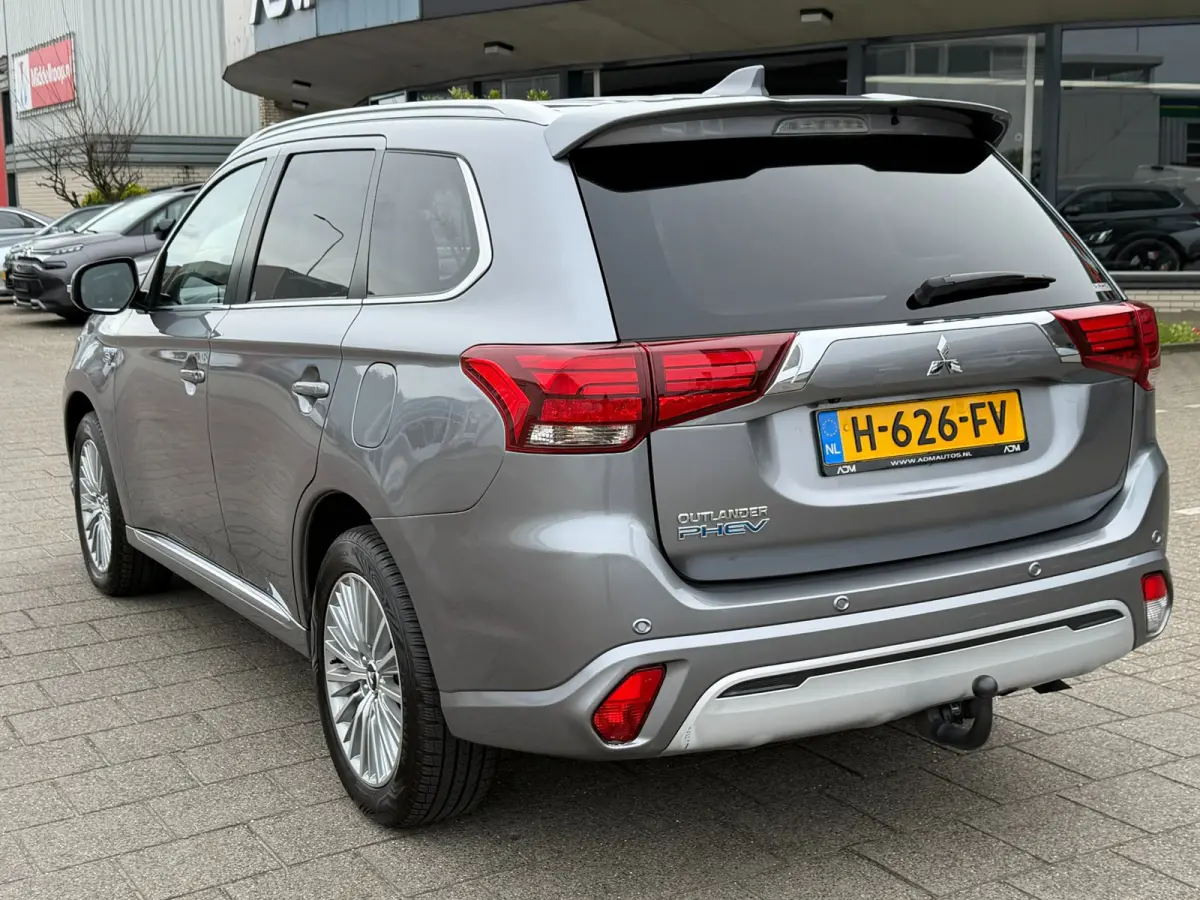 2.4 PHEV Intense