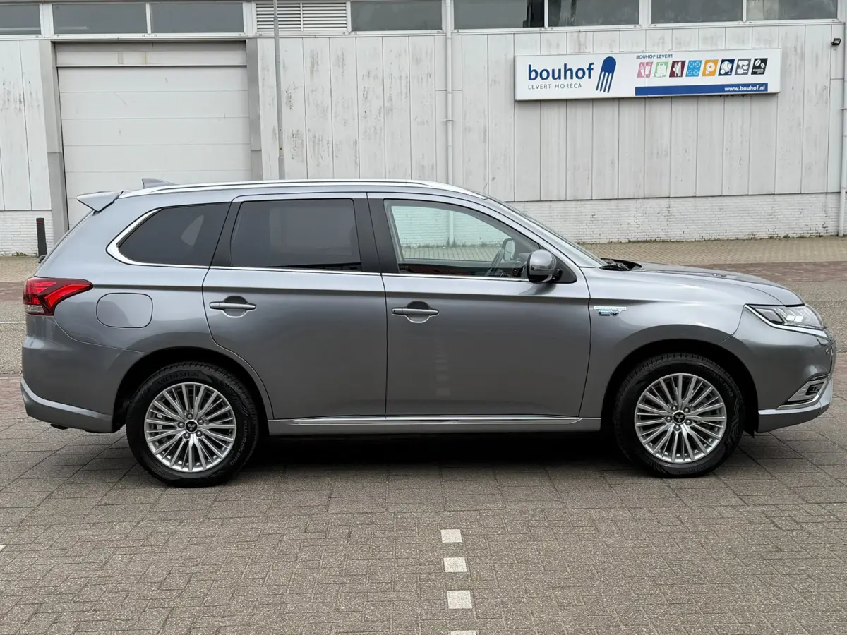 2.4 PHEV Intense
