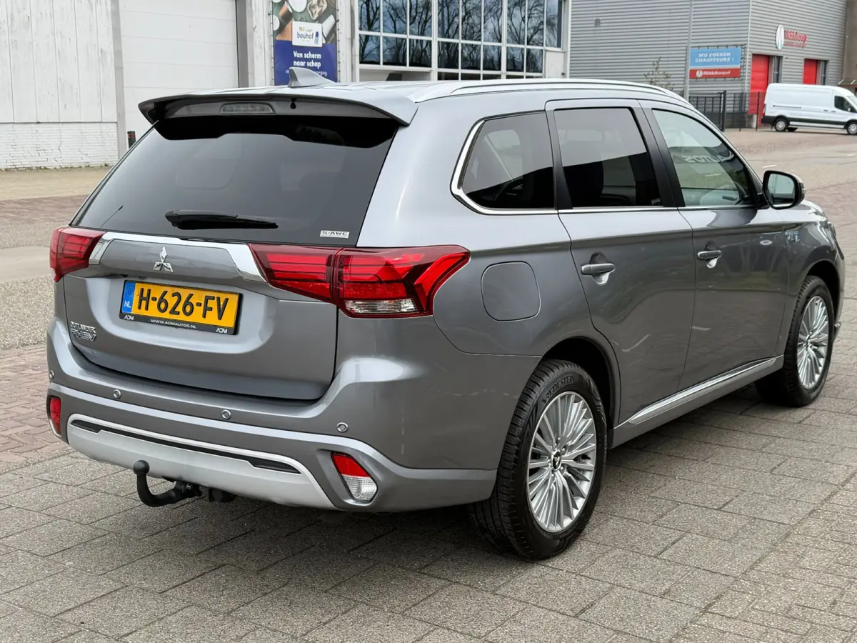 2.4 PHEV Intense