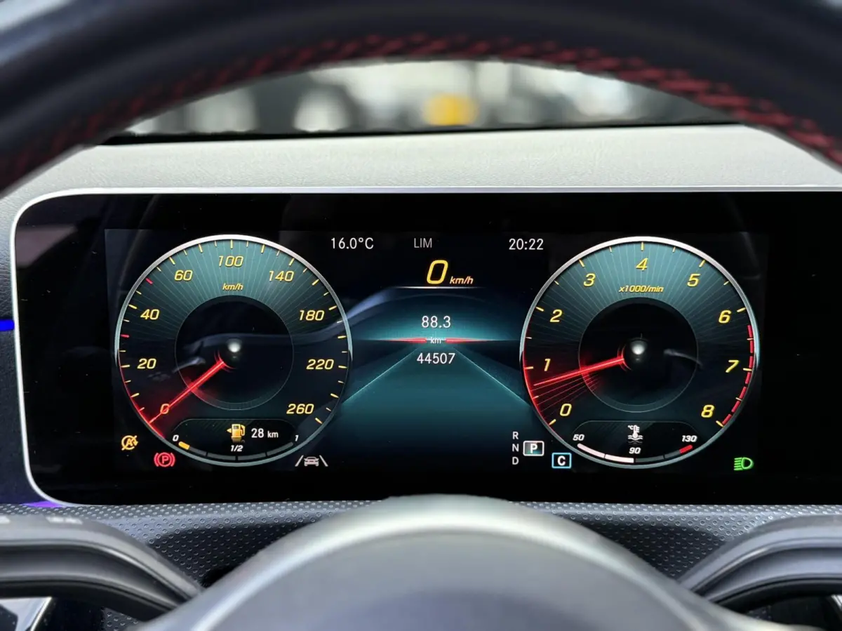 220 AMG A45 Pakket | Ambient | Camera |