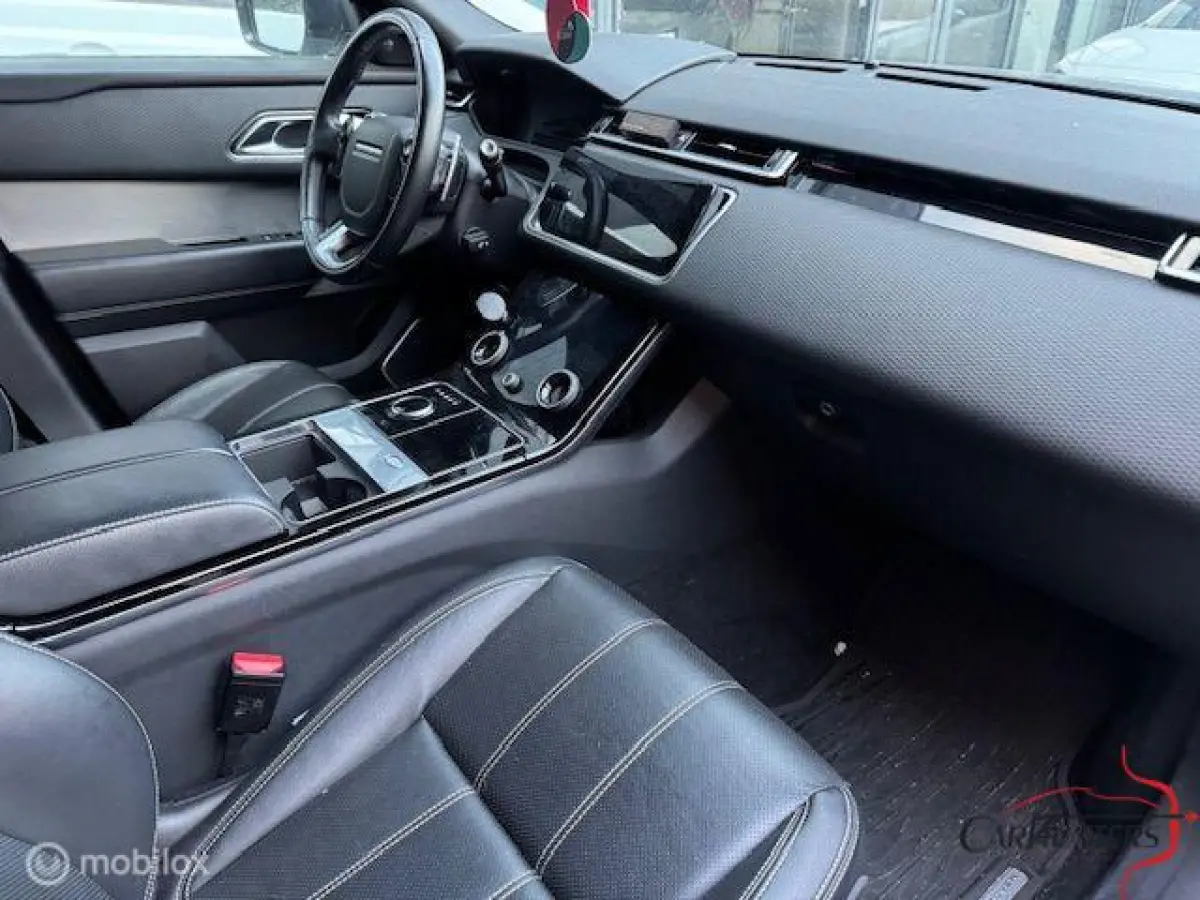 2.0 D240 AWD R-Dynamic