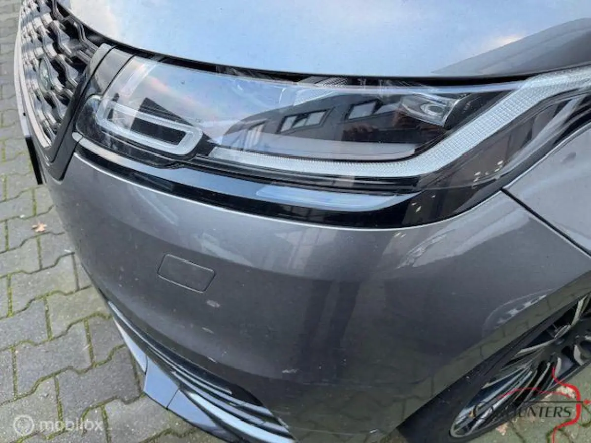 2.0 D240 AWD R-Dynamic