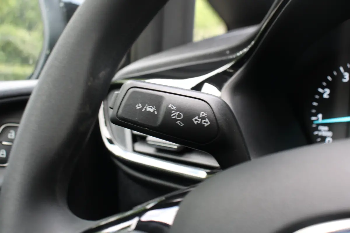 1.0EB TITANIUM | NL-AUTO | DEALER OH | CRUISE | CLIMA | NAVI | APPLE CARPLAY + ANDROID AUTO | LED | PRACHTIGE STAAT!