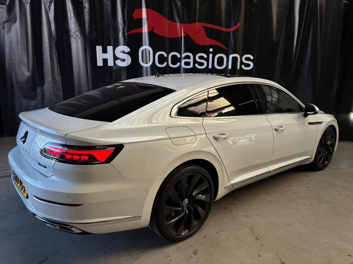 2.0 TDI R-Line Business/dsg/camera/carplay
