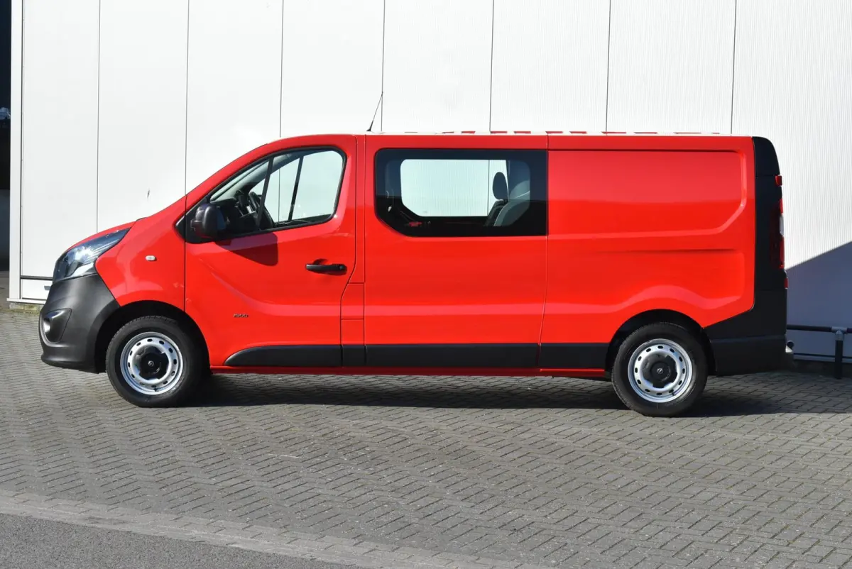 bestel 1.6 CDTI L2H1 DC 6 Persoons Airco Navi Trekhaak