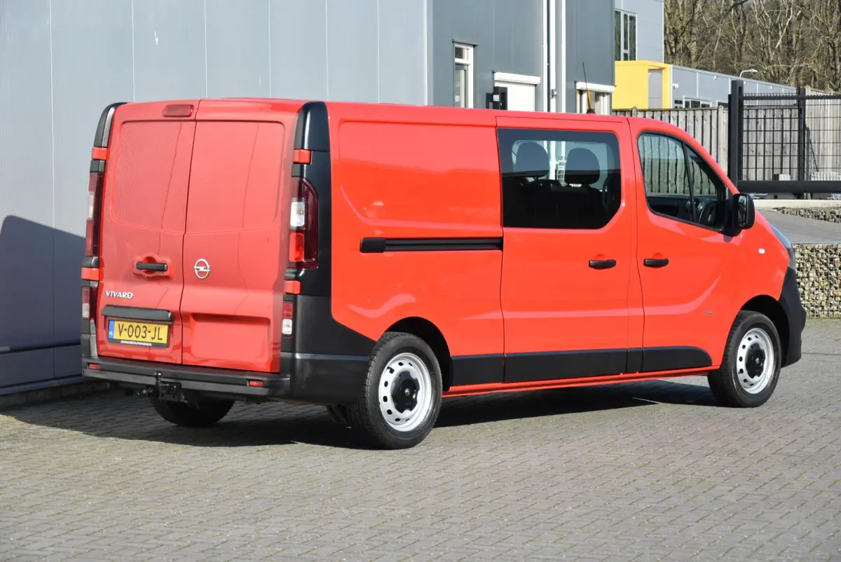 bestel 1.6 CDTI L2H1 DC 6 Persoons Airco Navi Trekhaak