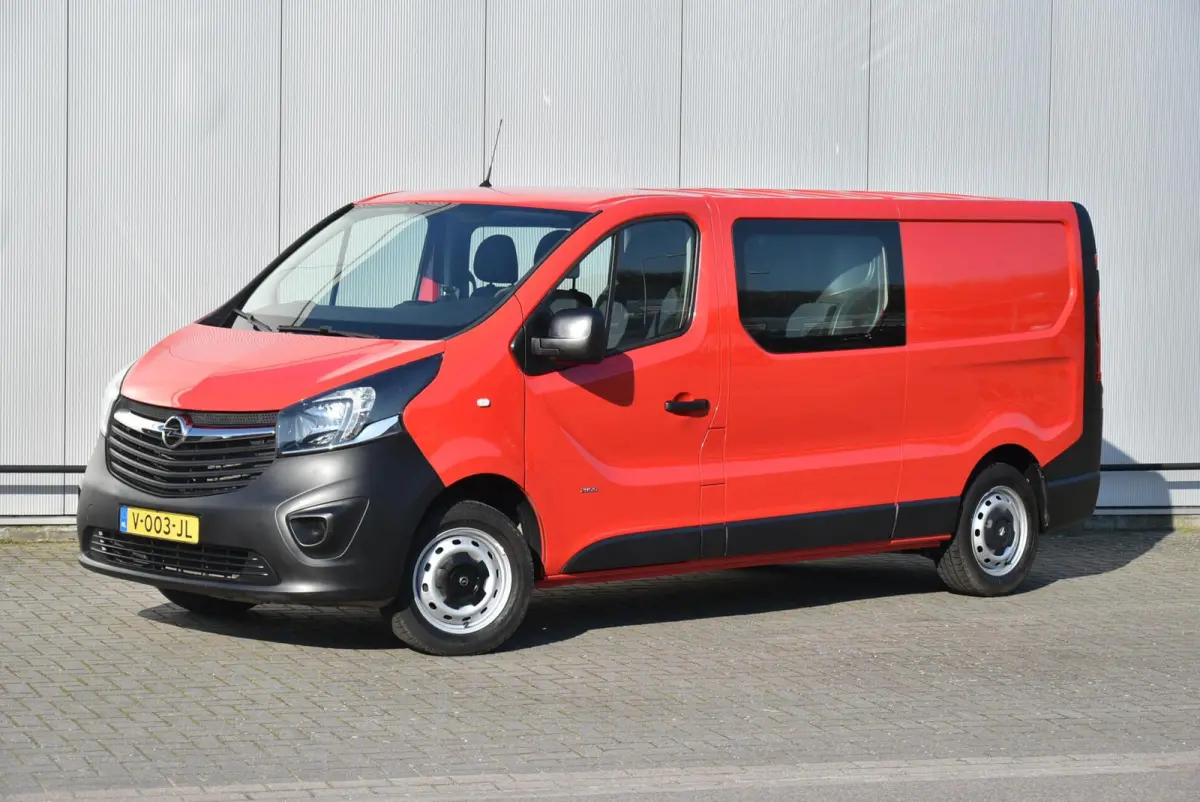 bestel 1.6 CDTI L2H1 DC 6 Persoons Airco Navi Trekhaak
