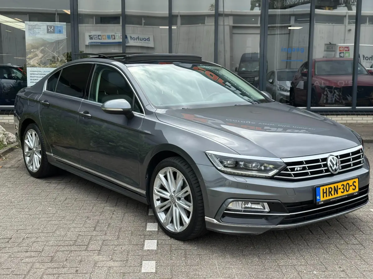 2.0 TDI Business Edition R l ACC l PANO l XENON
