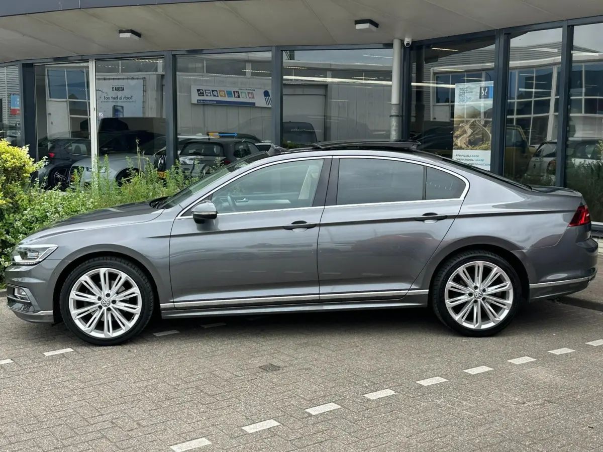 2.0 TDI Business Edition R l ACC l PANO l XENON