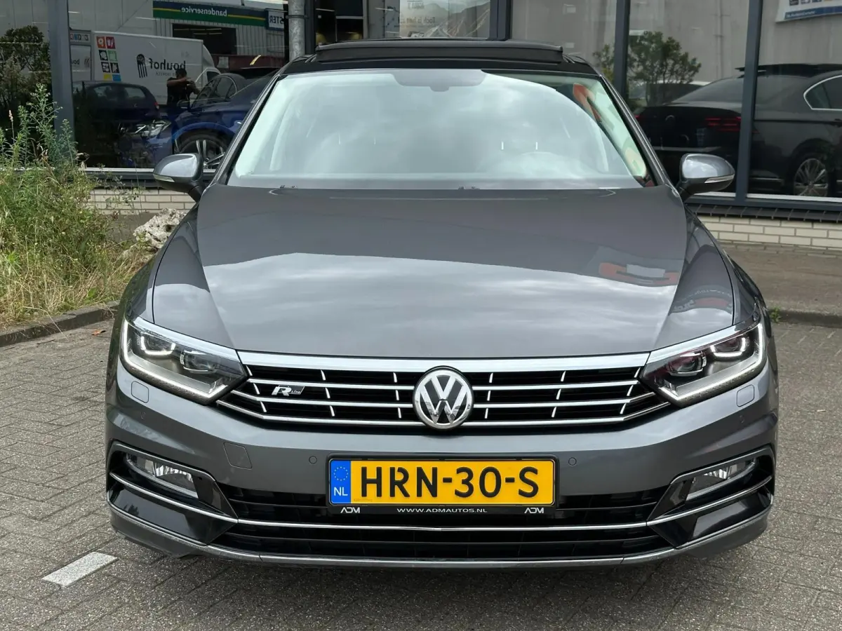 2.0 TDI Business Edition R l ACC l PANO l XENON