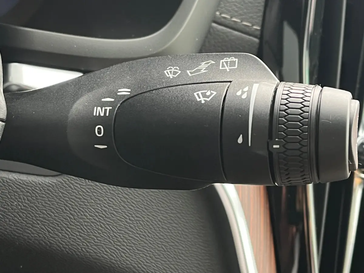 T6 Plug-In Hybrid Ultra Dark | Bowers & Wilkins | Stoelmassage | Pano | 360 camera | Gelamineerd glas | Nappa leder |