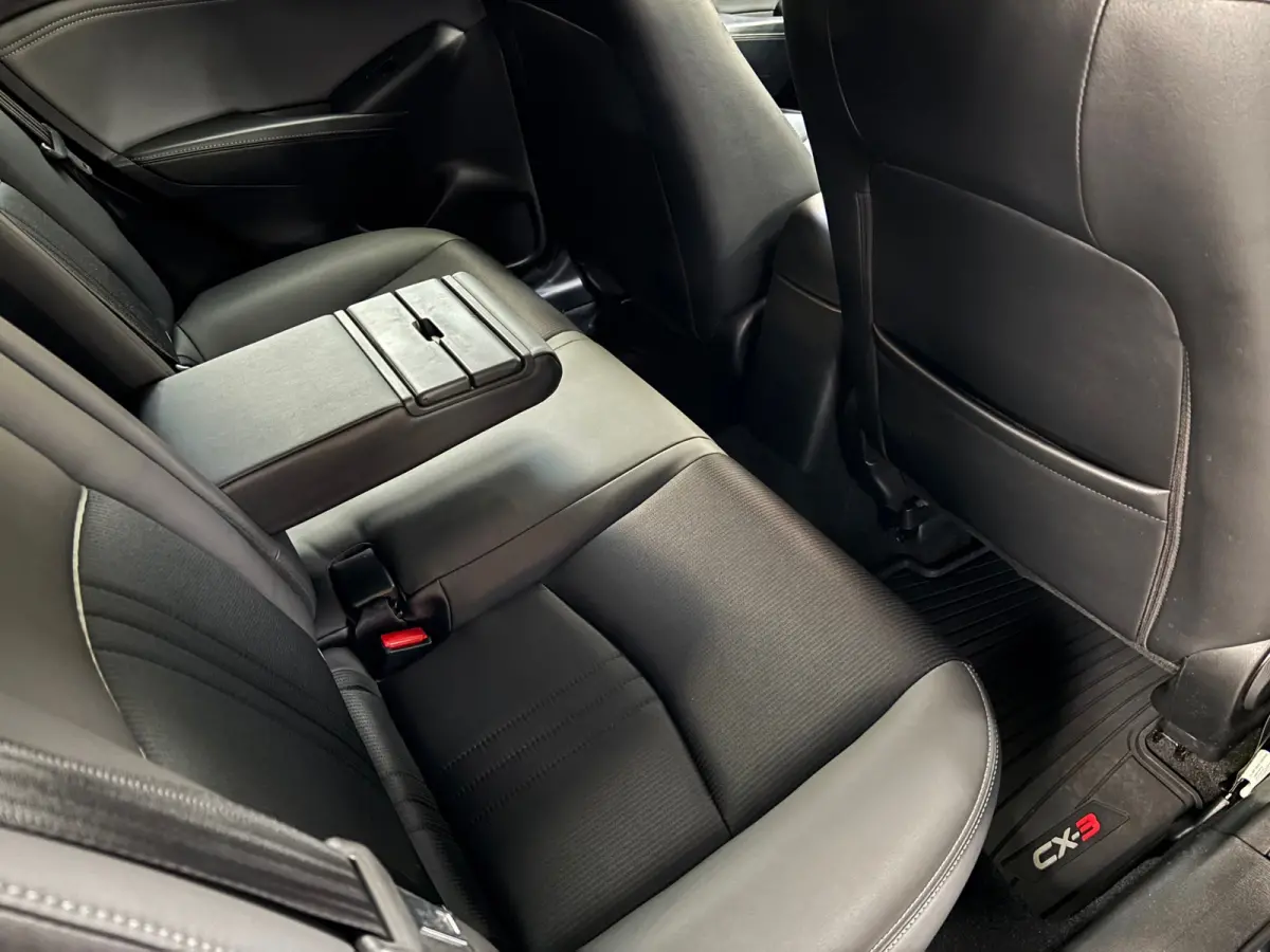 2.0 SkyActiv-G 121 Luxury / Camera / Navigatie