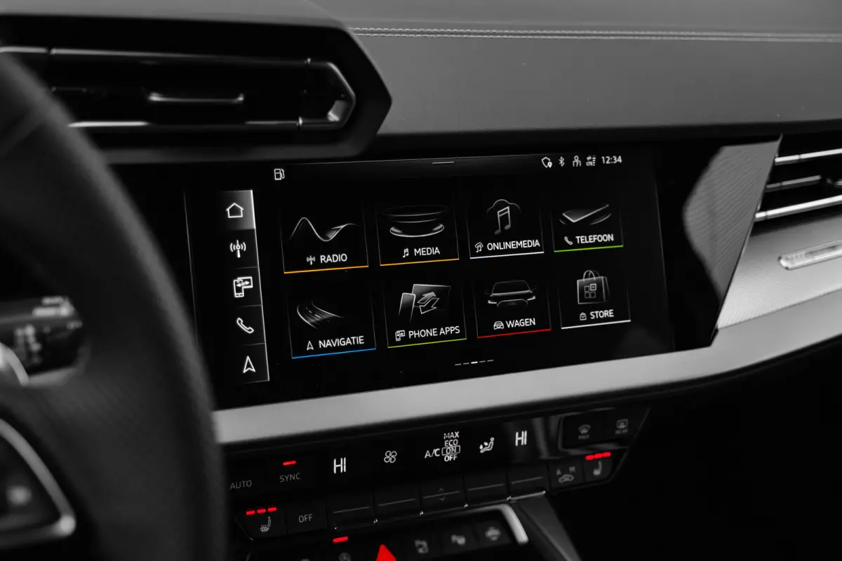 S edition | Aluminium optiek in het interieur | Assistentiepakket Rijden en Parkeren Plus | Audi virtual cockpit