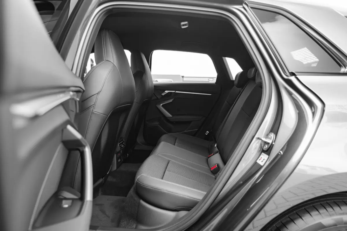S edition | Aluminium optiek in het interieur | Assistentiepakket Rijden en Parkeren Plus | Audi virtual cockpit