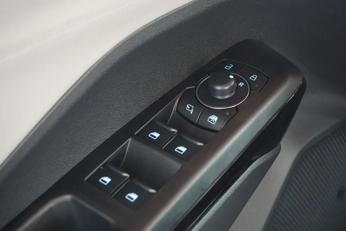 1.0 EcoBoost Sound Edition | Ford Voorraad, Snel Leverbaar! | B&O audio | 360 Camera | Adaptive Cruise | BLIS | Stuur/stoelverwarming |