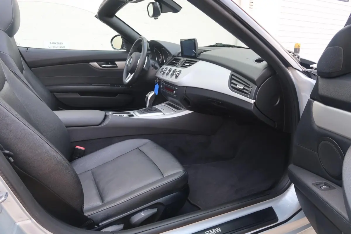 sDrive28i Aut 245PK|CARPLAY|NAVIGATIE|CAMERA|BLUETOOTH|AIRCO|LEDER|PDC|XENON|ZEER MOOI