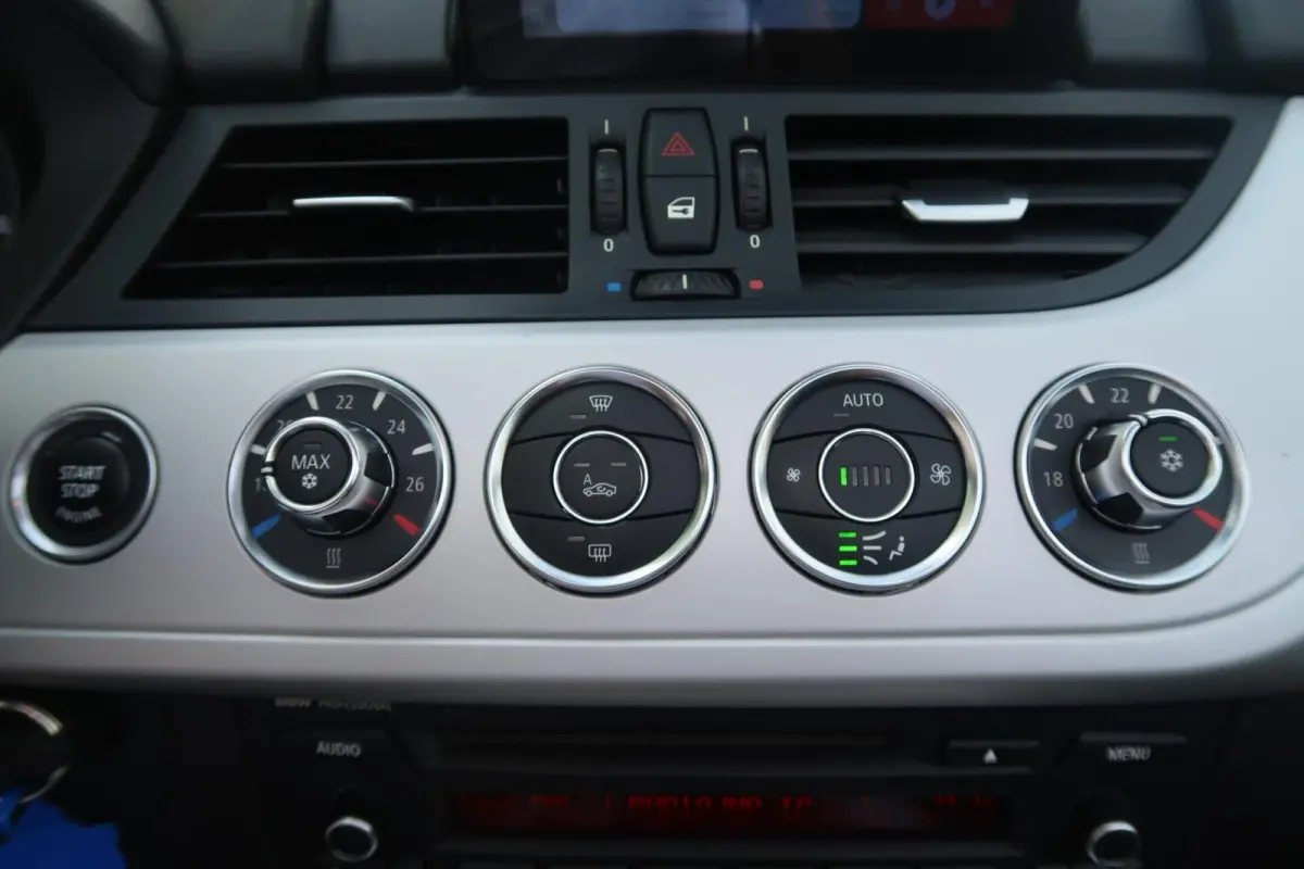 sDrive28i Aut 245PK|CARPLAY|NAVIGATIE|CAMERA|BLUETOOTH|AIRCO|LEDER|PDC|XENON|ZEER MOOI