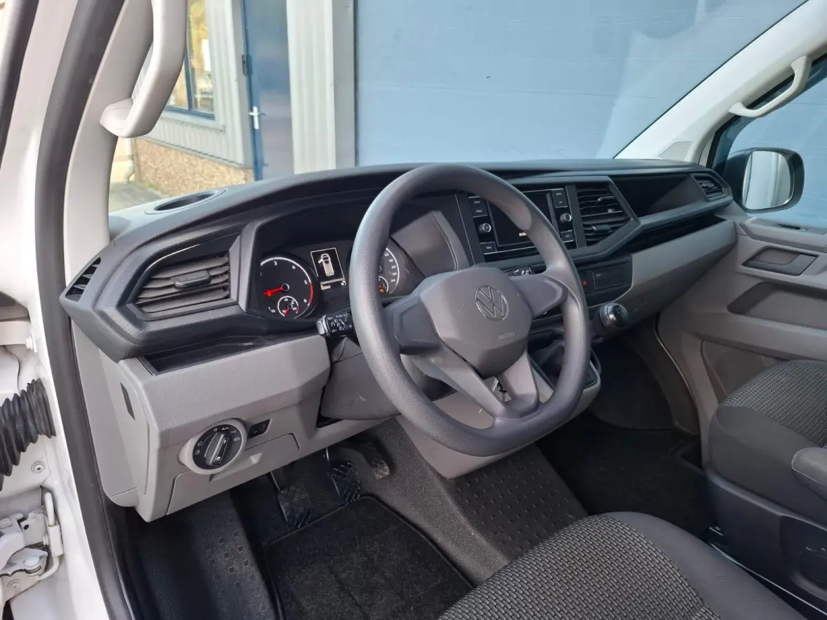 2.0 TDI L2H1 30 DC VERLAAGD / SPOILERS IN KLEUR / AIRCO / CRUISE /  DUBBEL CABINE
