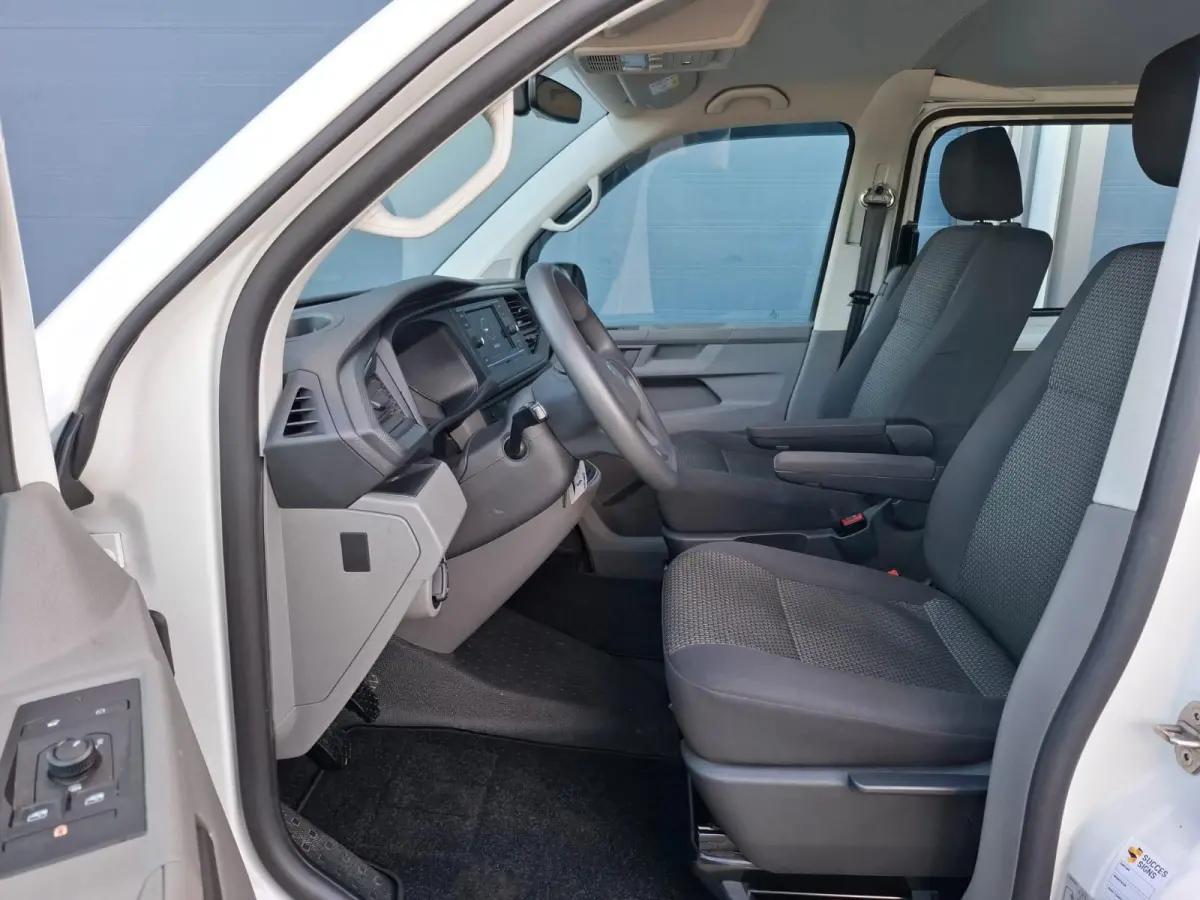 2.0 TDI L2H1 30 DC VERLAAGD / SPOILERS IN KLEUR / AIRCO / CRUISE /  DUBBEL CABINE