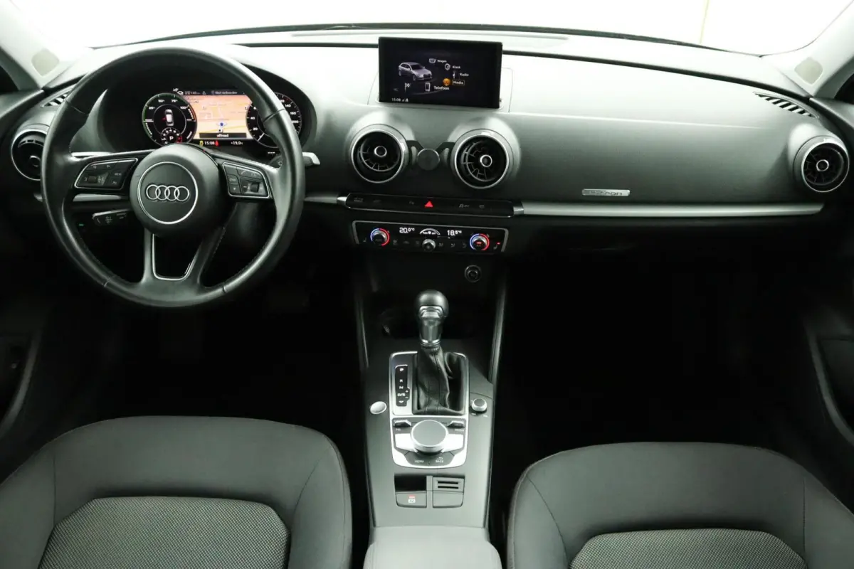 1.4 e-tron Sport Pro Line plus Adaptive Cruise