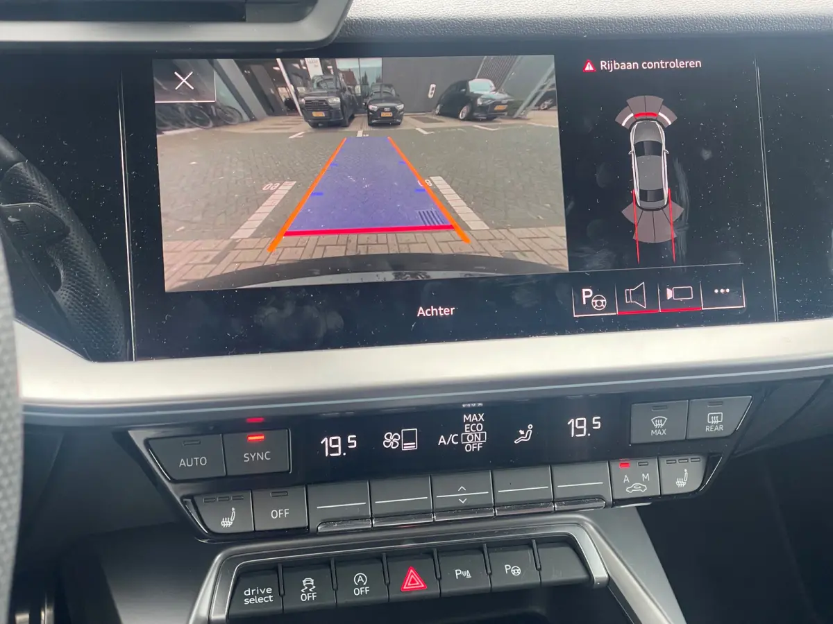 35 TFSI S edition | 18 inch velgen | Camera achter | Adaptieve cruise control | Leder | Matrix-led | Bang & OLufsen | Rode stiknaden | Stoelverwarming