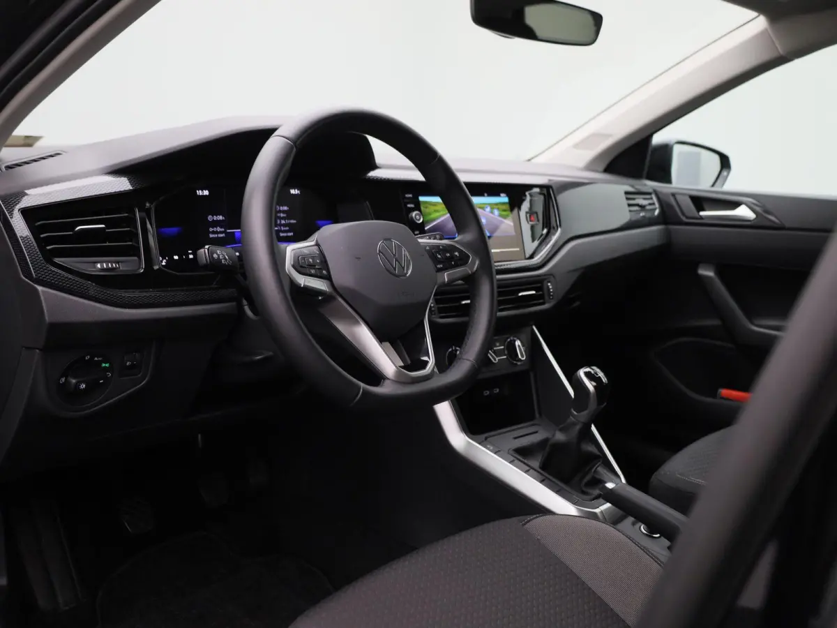 1.0 TSI Life Edition | Draadloze Apple Carplay | Adaptieve cruise control | Lane Assist | Achteruitrij camera | Parkeersensoren Achter | Draadloze telefoonlader  |