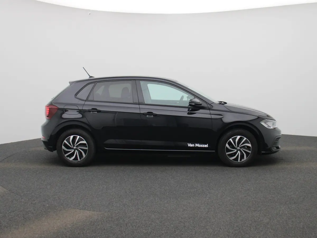 1.0 TSI Life Edition | Draadloze Apple Carplay | Adaptieve cruise control | Lane Assist | Achteruitrij camera | Parkeersensoren Achter | Draadloze telefoonlader  |