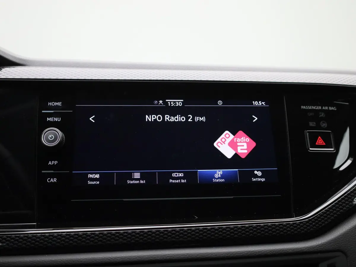 1.0 TSI Life Edition | Draadloze Apple Carplay | Adaptieve cruise control | Lane Assist | Achteruitrij camera | Parkeersensoren Achter | Draadloze telefoonlader  |