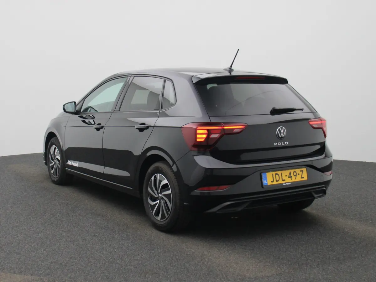 1.0 TSI Life Edition | Draadloze Apple Carplay | Adaptieve cruise control | Lane Assist | Achteruitrij camera | Parkeersensoren Achter | Draadloze telefoonlader  |