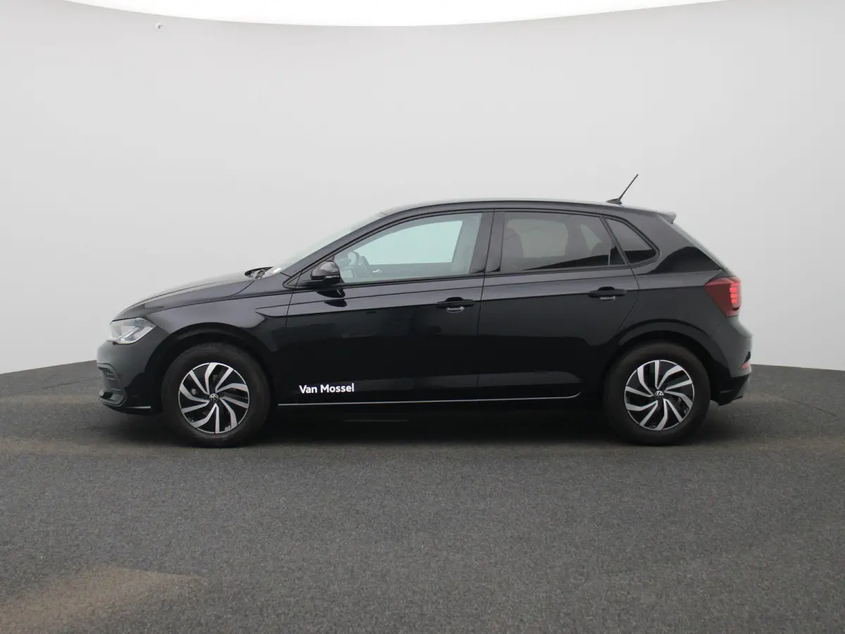 1.0 TSI Life Edition | Draadloze Apple Carplay | Adaptieve cruise control | Lane Assist | Achteruitrij camera | Parkeersensoren Achter | Draadloze telefoonlader  |