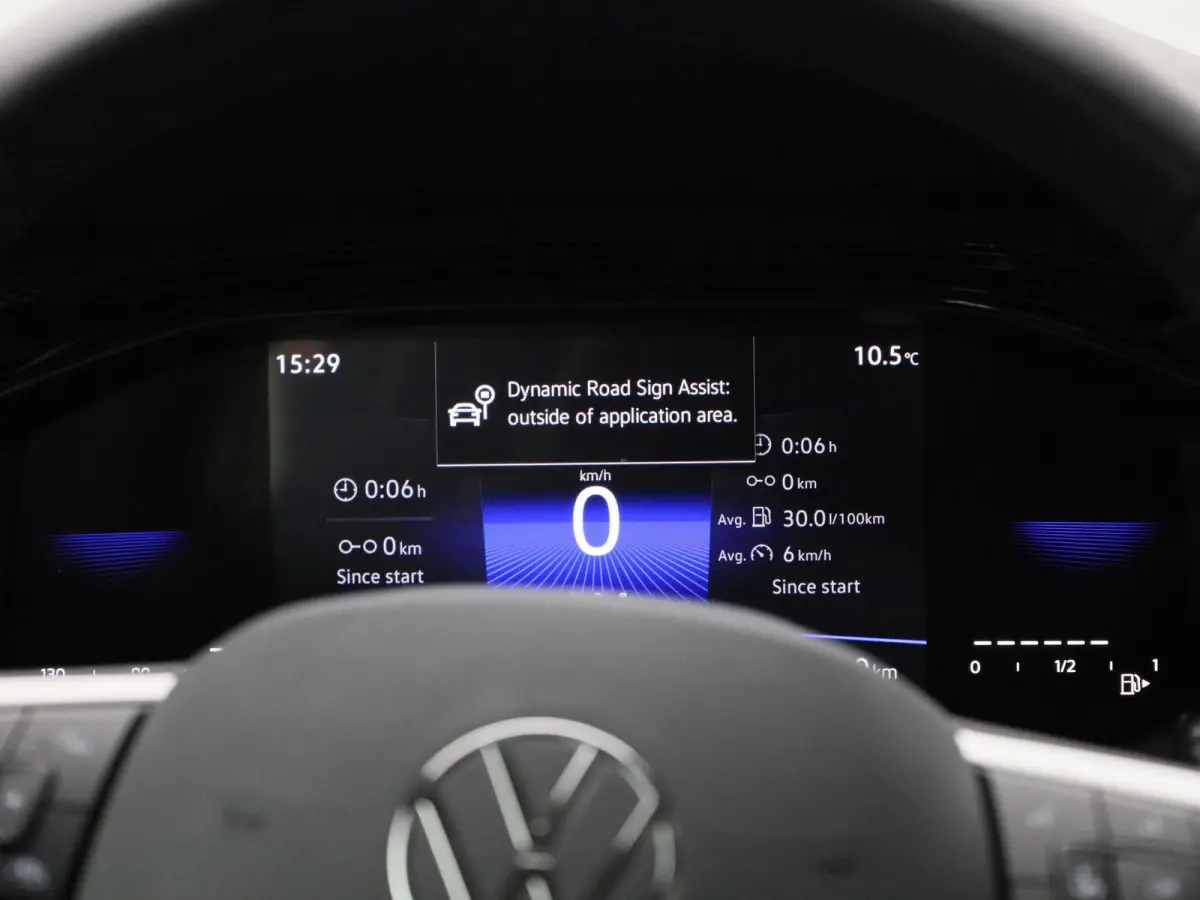 1.0 TSI Life Edition | Draadloze Apple Carplay | Adaptieve cruise control | Lane Assist | Achteruitrij camera | Parkeersensoren Achter | Draadloze telefoonlader  |
