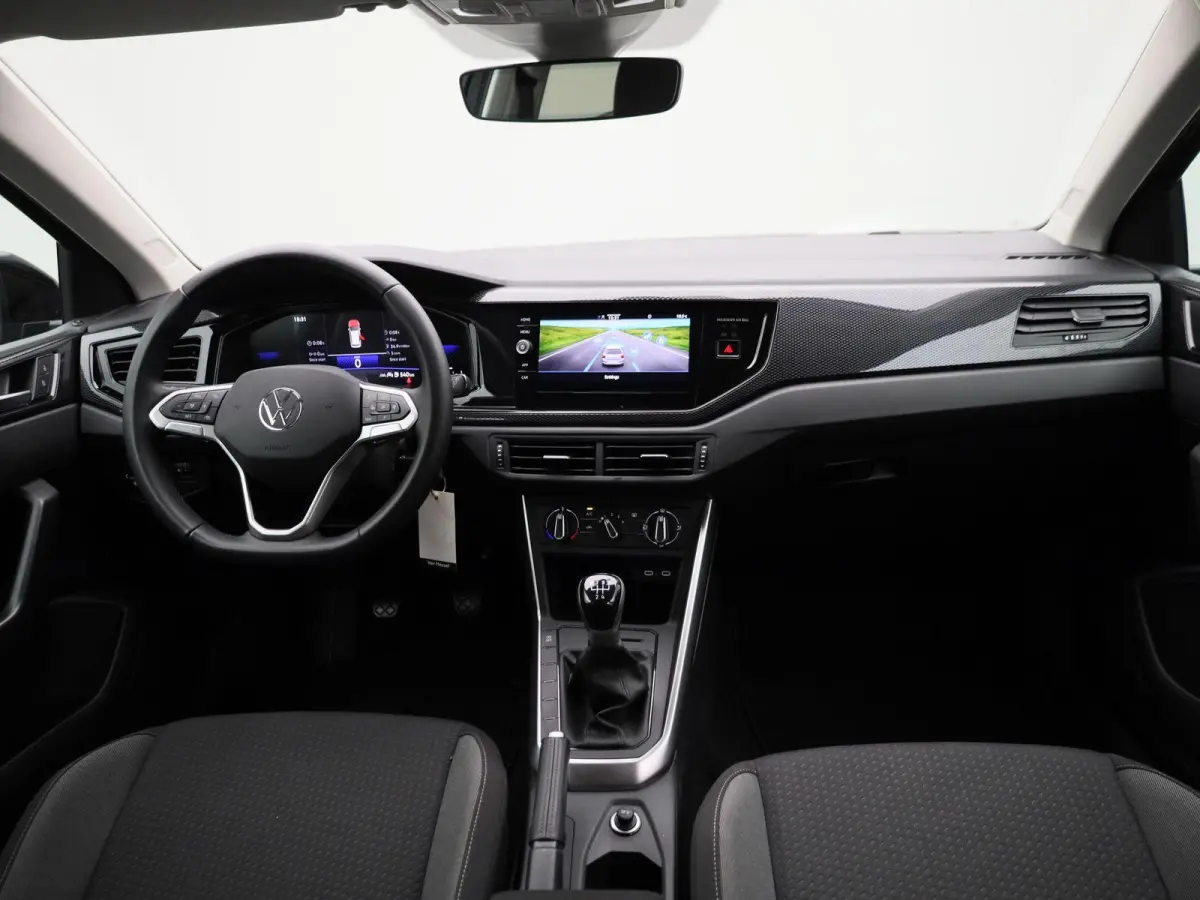 1.0 TSI Life Edition | Draadloze Apple Carplay | Adaptieve cruise control | Lane Assist | Achteruitrij camera | Parkeersensoren Achter | Draadloze telefoonlader  |