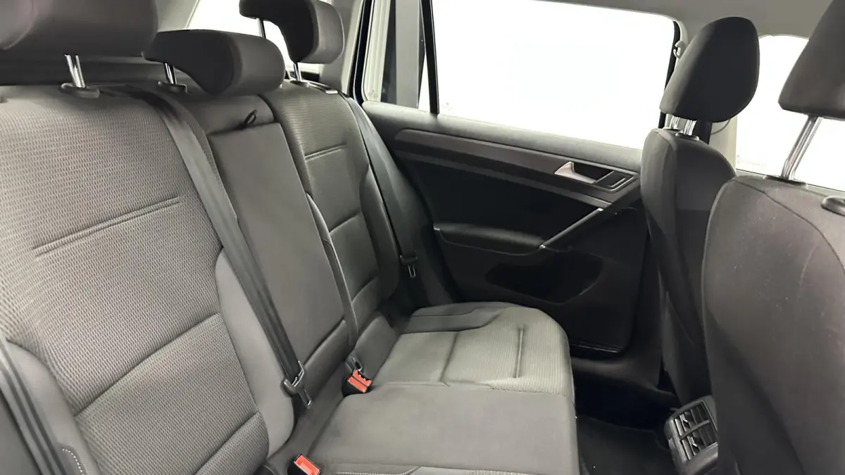 1.0 TSI Comfortline NAVI CRUISE ECC LM CARPLAY.