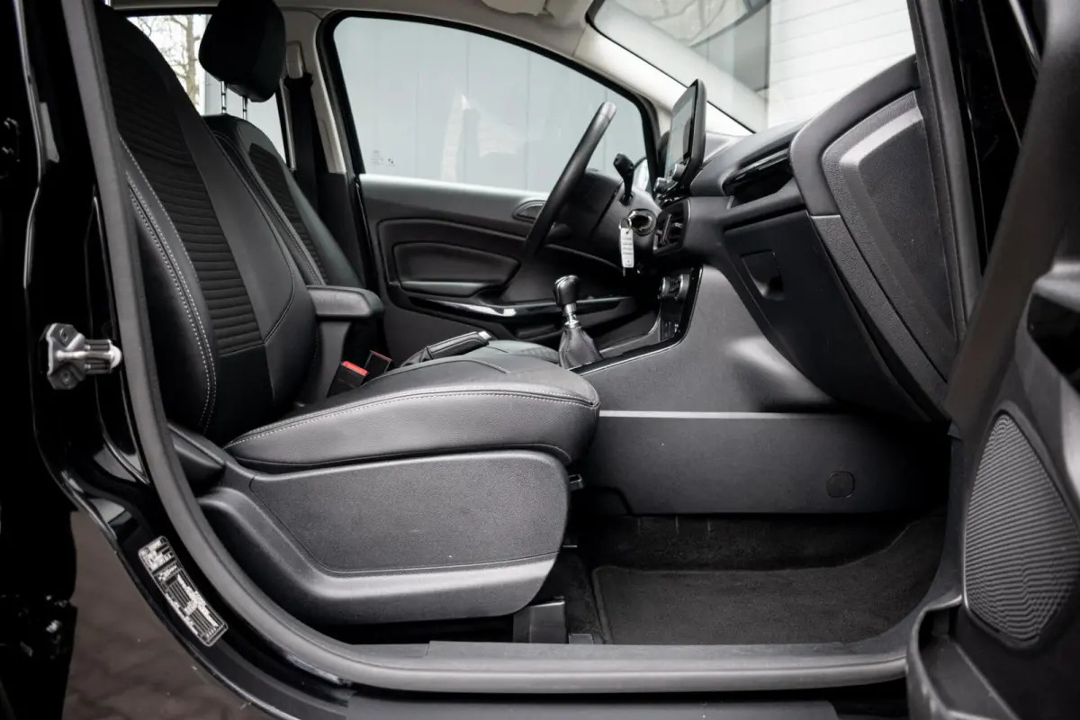 1.0 EcoBoost Titanium|1e Eigenaar|CLIMATE|CAMERA|CRUISE|CARPLAY|PDC