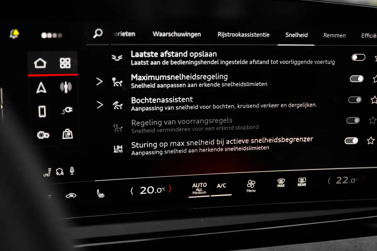 2.0 e-hybrid quattro S Edition | Draadloze telefoonlader | LED dagrijverlichting | Rijstrooksensor met correctie