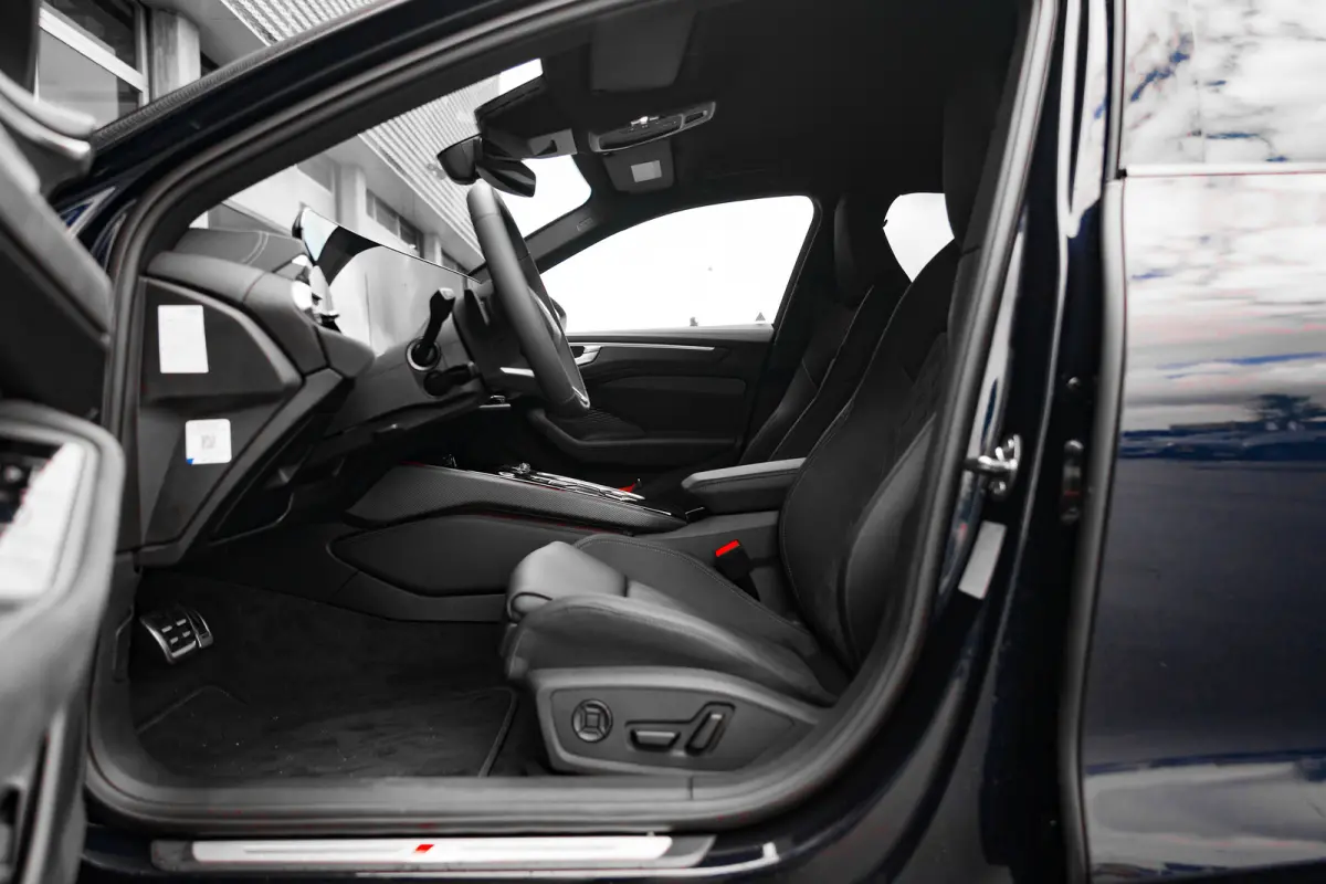 2.0 e-hybrid quattro S Edition | Draadloze telefoonlader | LED dagrijverlichting | Rijstrooksensor met correctie