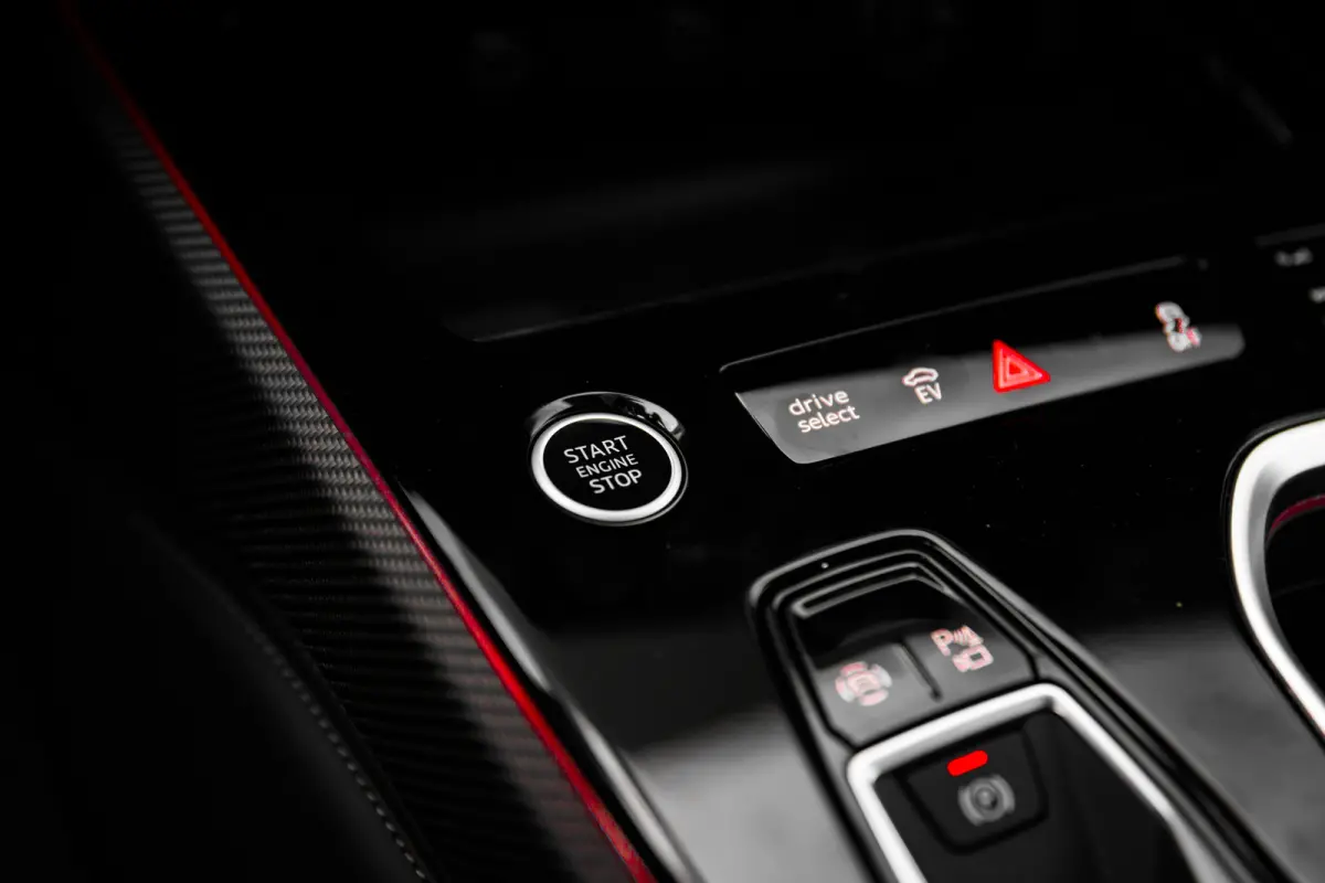 2.0 e-hybrid quattro S Edition | Draadloze telefoonlader | LED dagrijverlichting | Rijstrooksensor met correctie