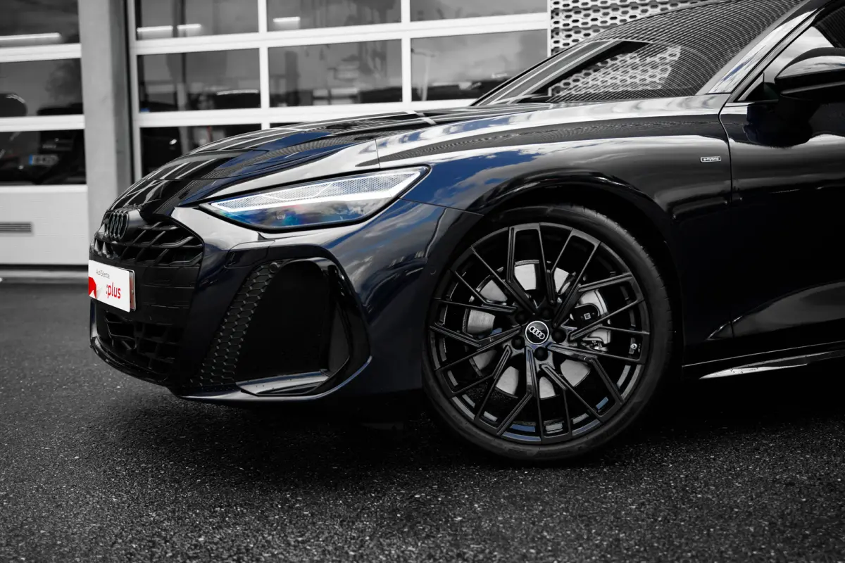 2.0 e-hybrid quattro S Edition | Draadloze telefoonlader | LED dagrijverlichting | Rijstrooksensor met correctie