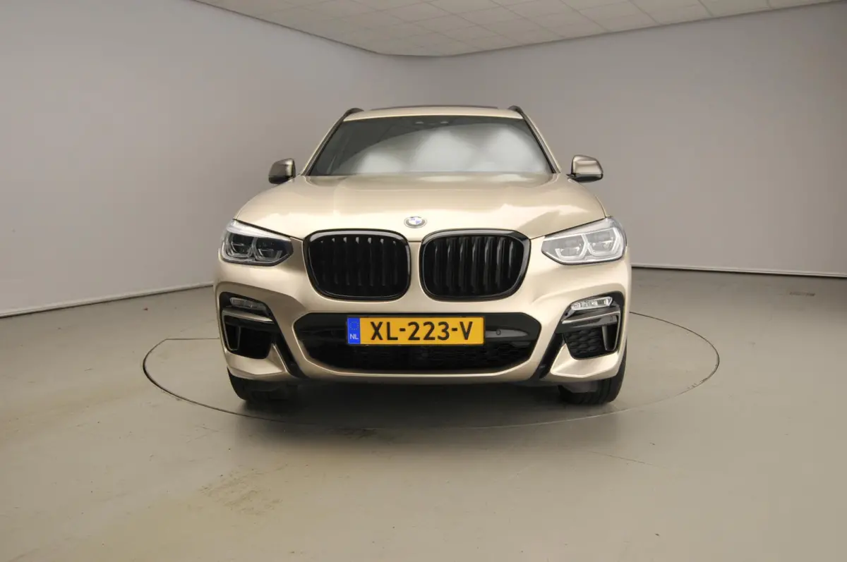 M40d xDrive | M-Sportpakket | LED | Leder | HUD | Schuifdak | Trekhaak | Elektr. zetels | Sportstoelen | DAB | Alu 20 inch