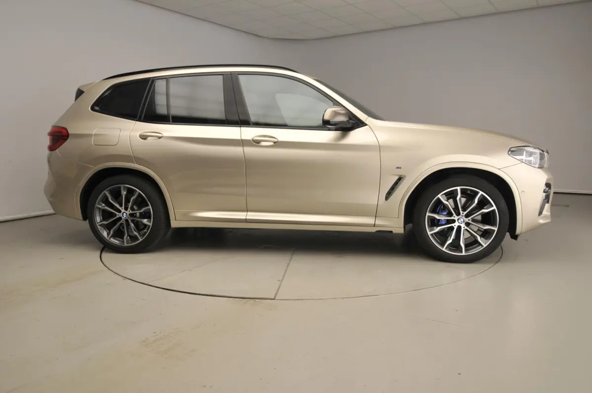 M40d xDrive | M-Sportpakket | LED | Leder | HUD | Schuifdak | Trekhaak | Elektr. zetels | Sportstoelen | DAB | Alu 20 inch