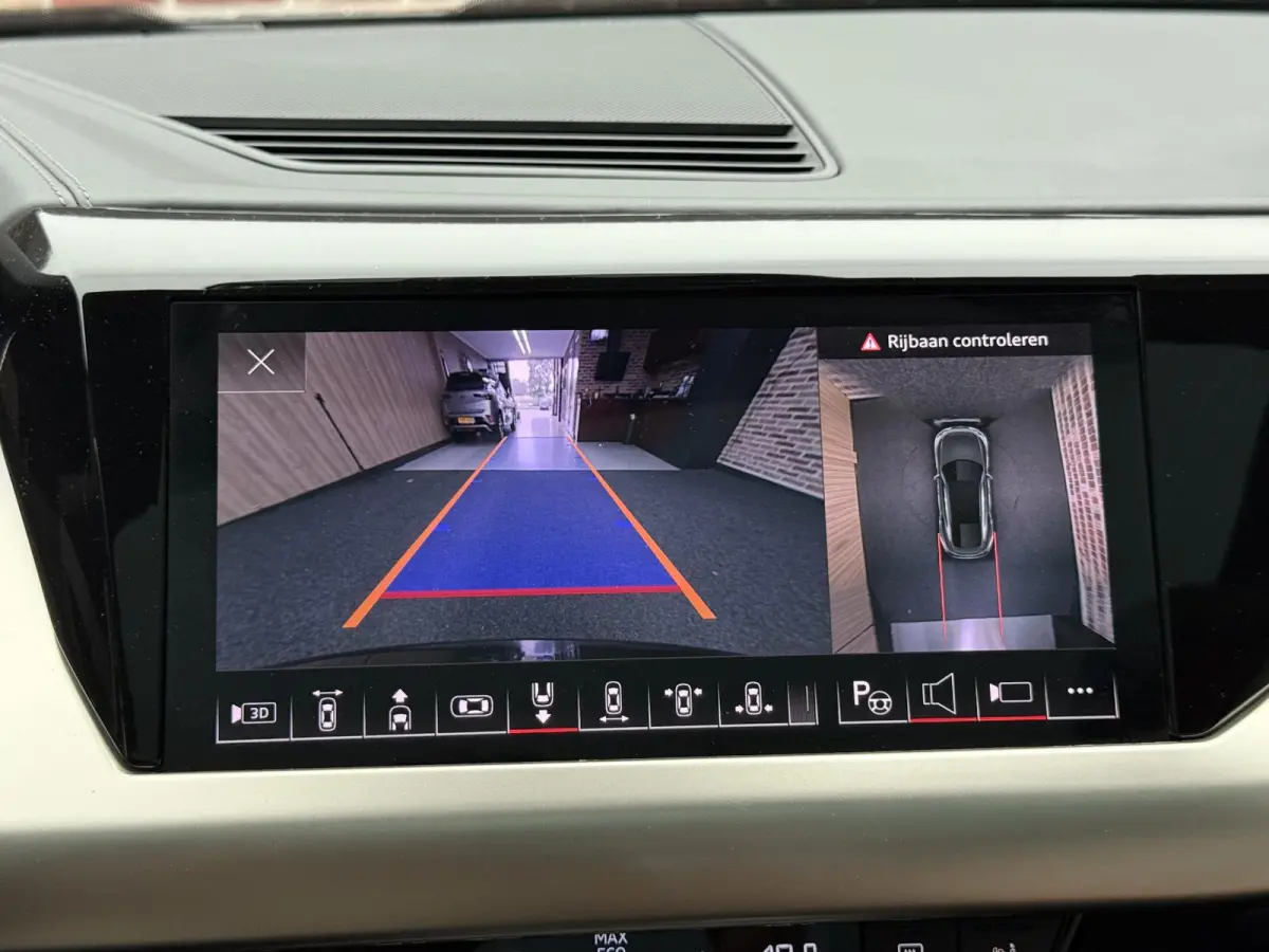RS 93 kWh DAK SFEER HEADUP CARPLAY LUCHTVERING