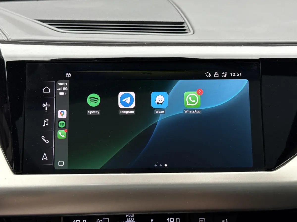 RS 93 kWh DAK SFEER HEADUP CARPLAY LUCHTVERING