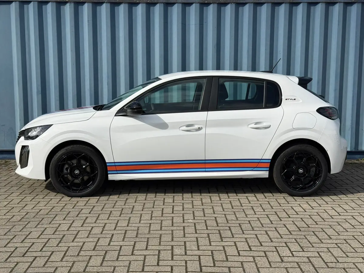 1.2 Hybrid 110 e-DCS6 Rally 8 Jaar garantie | Automaat | Airco | Cruise control | Parkeersensoren achter | Led | Apple carplay & Android auto | Verkeersbord detectie