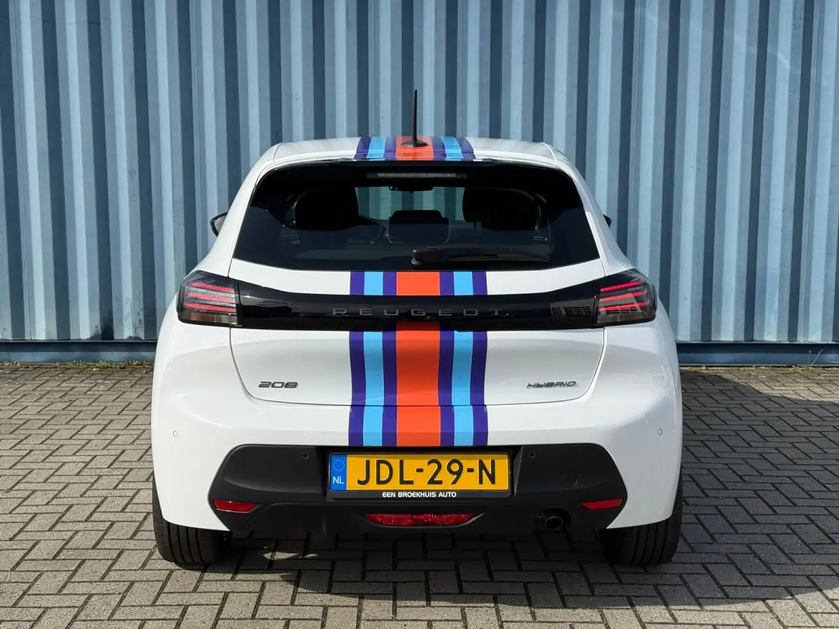 1.2 Hybrid 110 e-DCS6 Rally 8 Jaar garantie | Automaat | Airco | Cruise control | Parkeersensoren achter | Led | Apple carplay & Android auto | Verkeersbord detectie