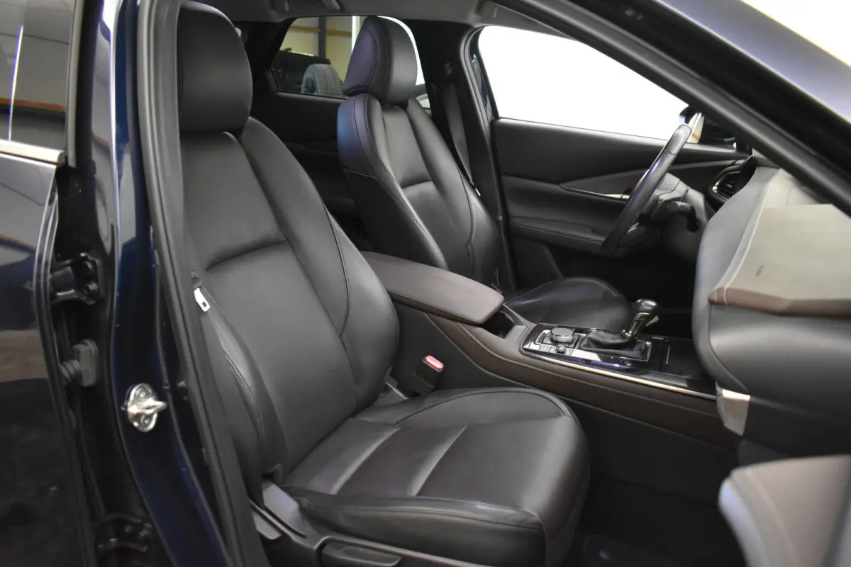 2.0 e-SkyActiv-X M Hybrid Luxury Cam Leer EL aKlep + Stoelen Navi Dhoek Detectie