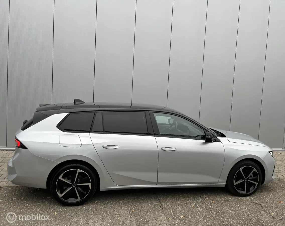 1.2 Turbo Hybrid GS 136 PK AGR/NAV