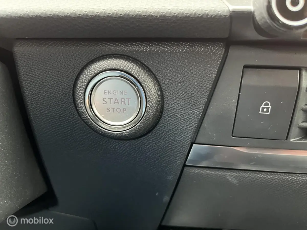 1.2 Turbo Hybrid GS 136 PK AGR/NAV