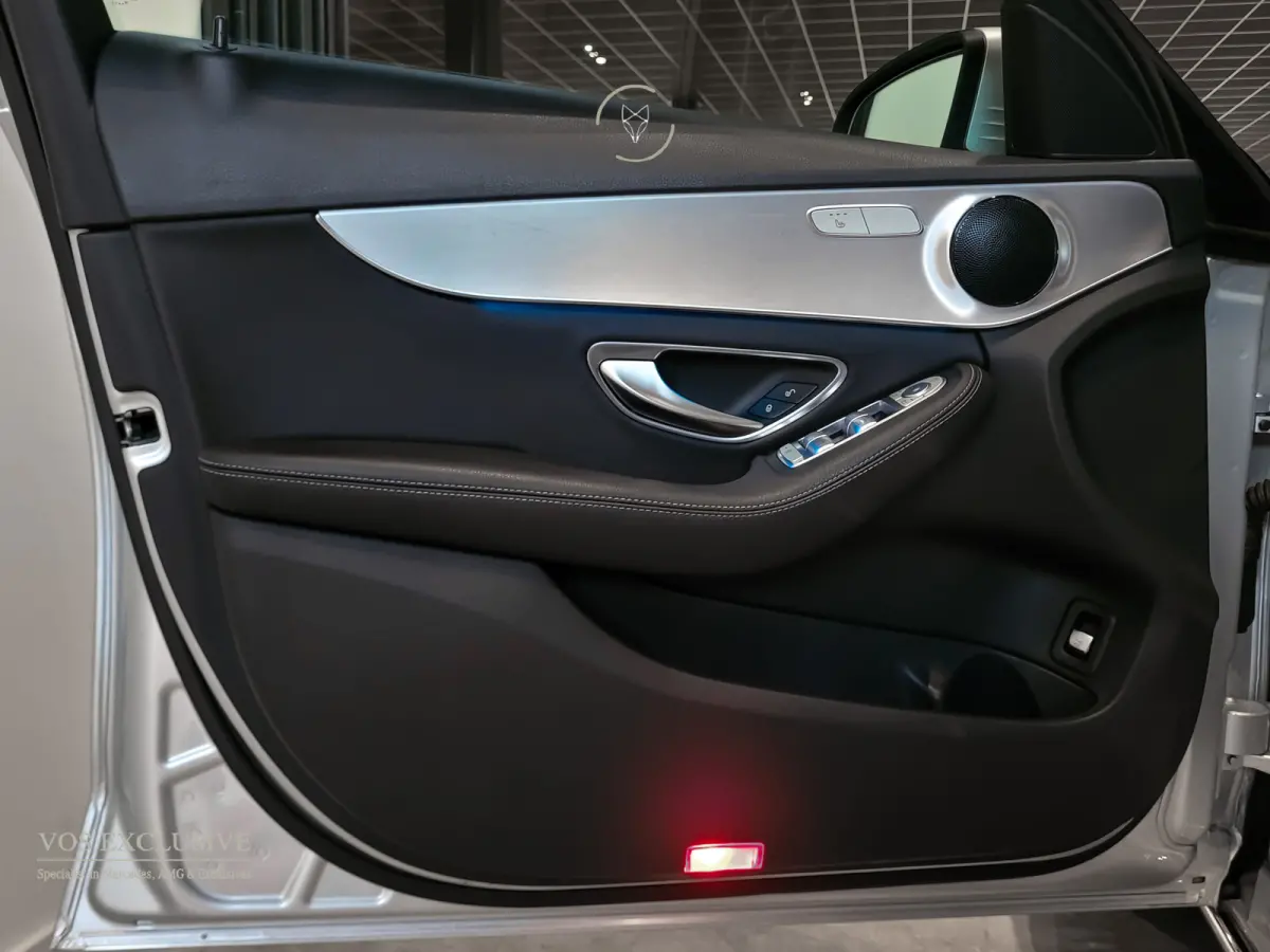 350 e Avantgarde Airmatic|Camera|Verw-stoelen|Sfeerverlichting|Aut-kofferklep|New Service