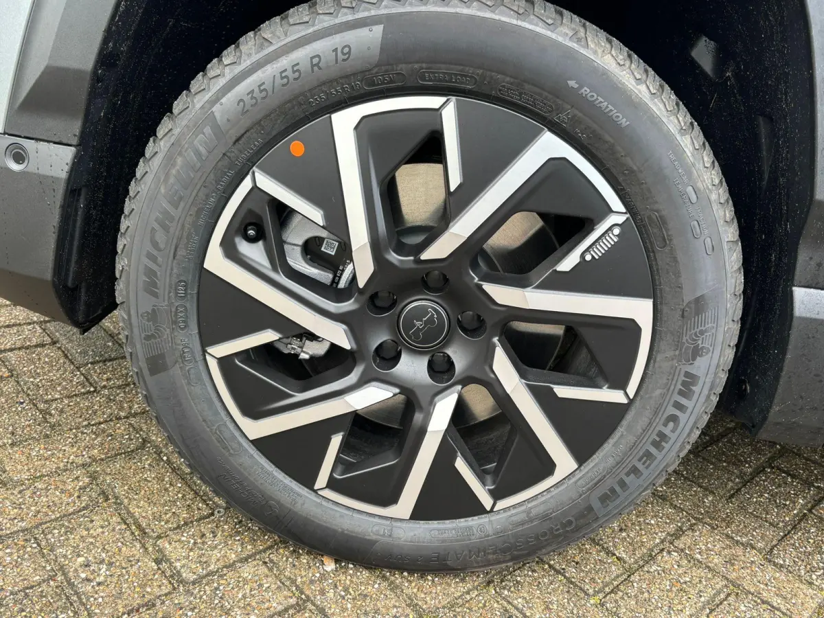 First Edition 74 kWh Nieuwe Compass / Nu Leverbaar vanaf € 43.995,00 / Jeep Almere