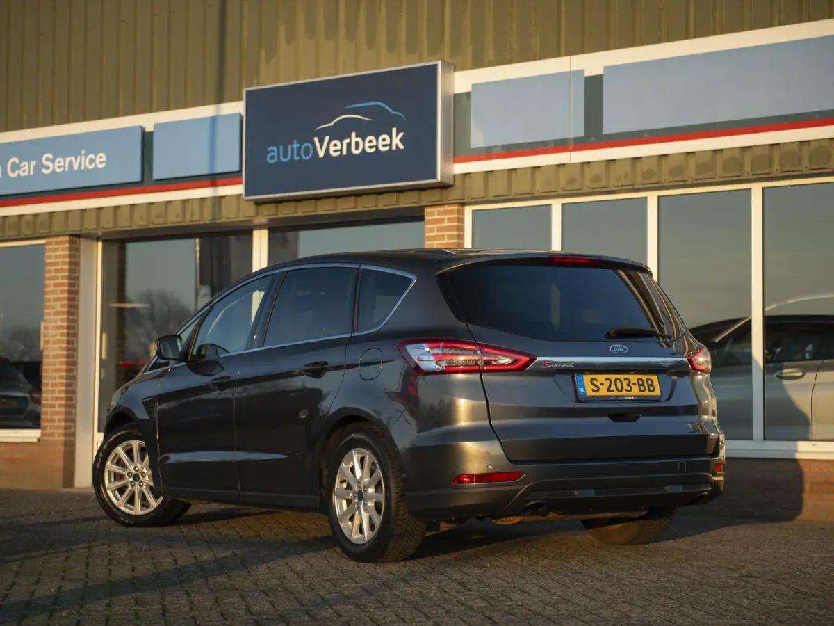 1.5 160pk Titanium 7p. | Gereviseerde motor | Pano | Navi & Apple Carplay/Android Auto | Elektr. achterklep | Keyless | Voorruitverwarming | Parkeer pakket | Lane Assist | Verkeersbord Assis